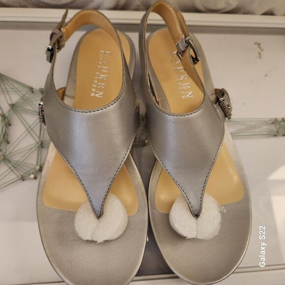 Ralph Lauren "Kasia" New Silver Thong sandals. Leather. NIB. Size 7 - Picture 4 of 9